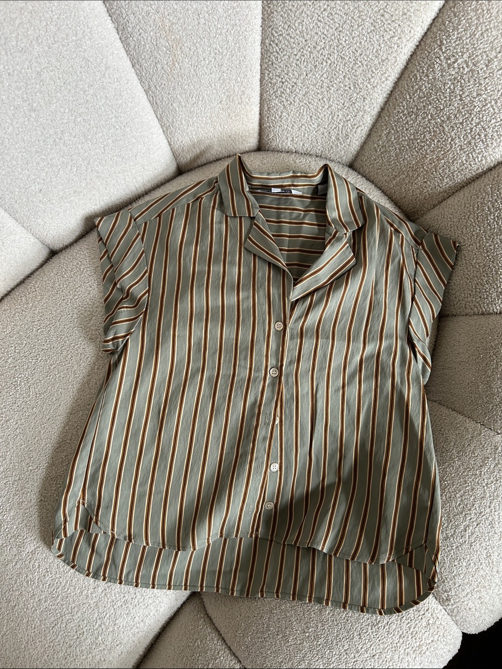 Veronica Beard Olive and Brown Striped Short-Sleeve Button-Down Shirt